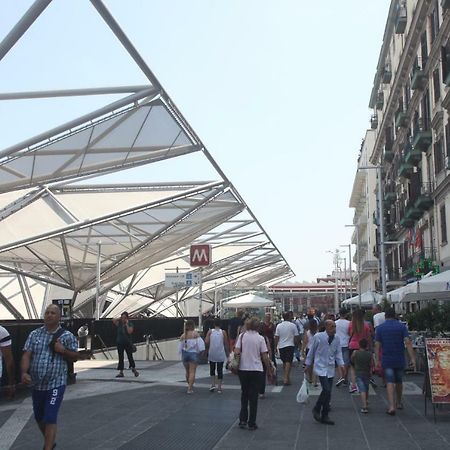 Garibaldi Station 2Punto0 Bed & Breakfast เนเปิลส์ ภายนอก รูปภาพ