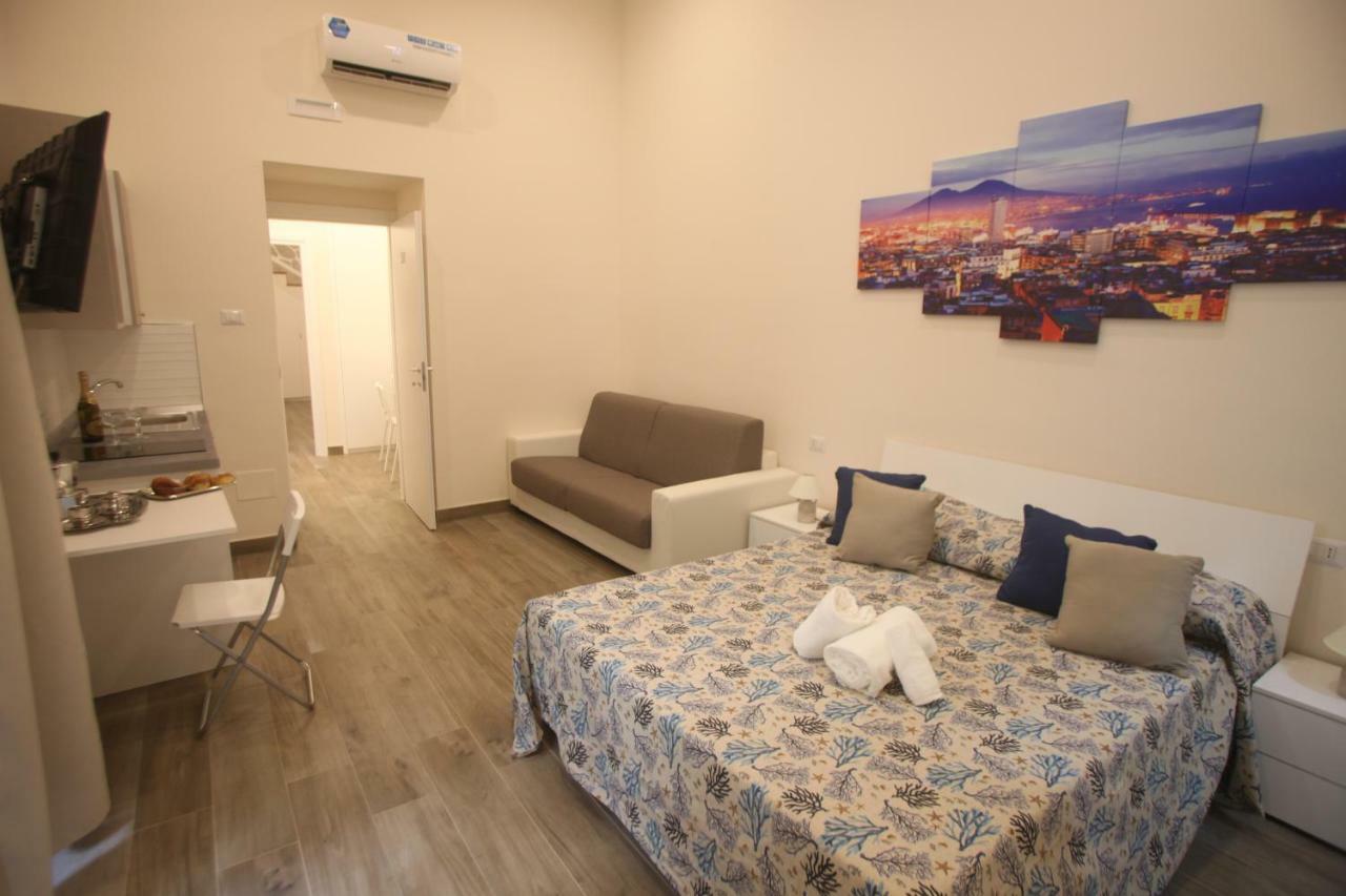 Garibaldi Station 2Punto0 Bed & Breakfast เนเปิลส์ ภายนอก รูปภาพ